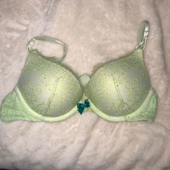Victoria's Secret Other - Victoria’s Secret Bombshell Bra 32A Victoria's Secret Other - Victoria’s Secret Bombshell Bra 32A